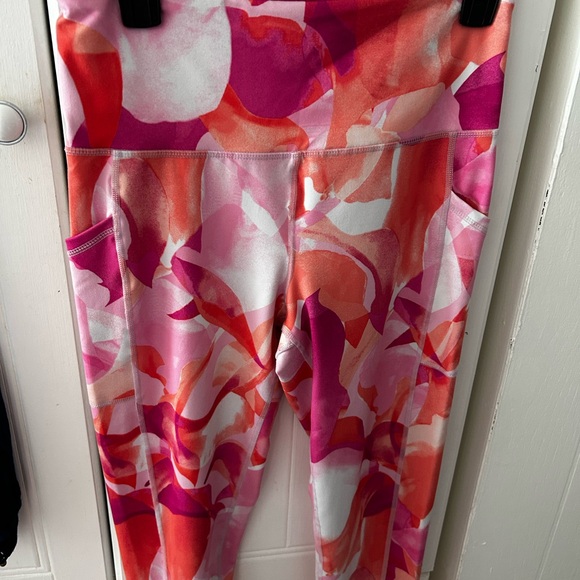 EUC Ideology Pink and Orange Floral Leggings, Cropped w/Banded Waistband - Picture 8 of 12